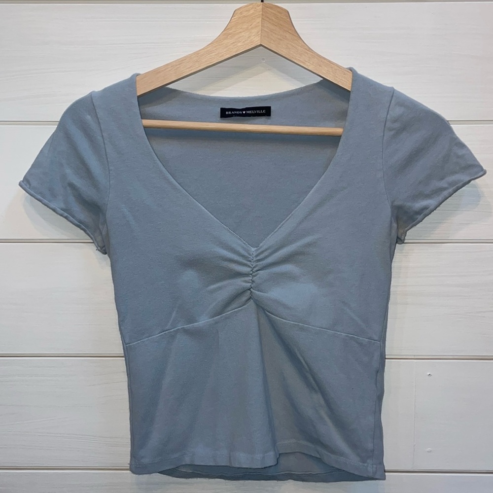Brandy Melville baby tee